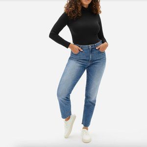 Everlane curvy cheeky jean